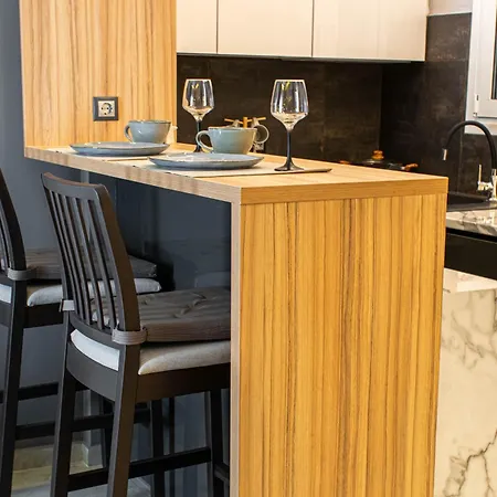 Apartment Aether - Modern & Luxe With 65 Tv By Tt *